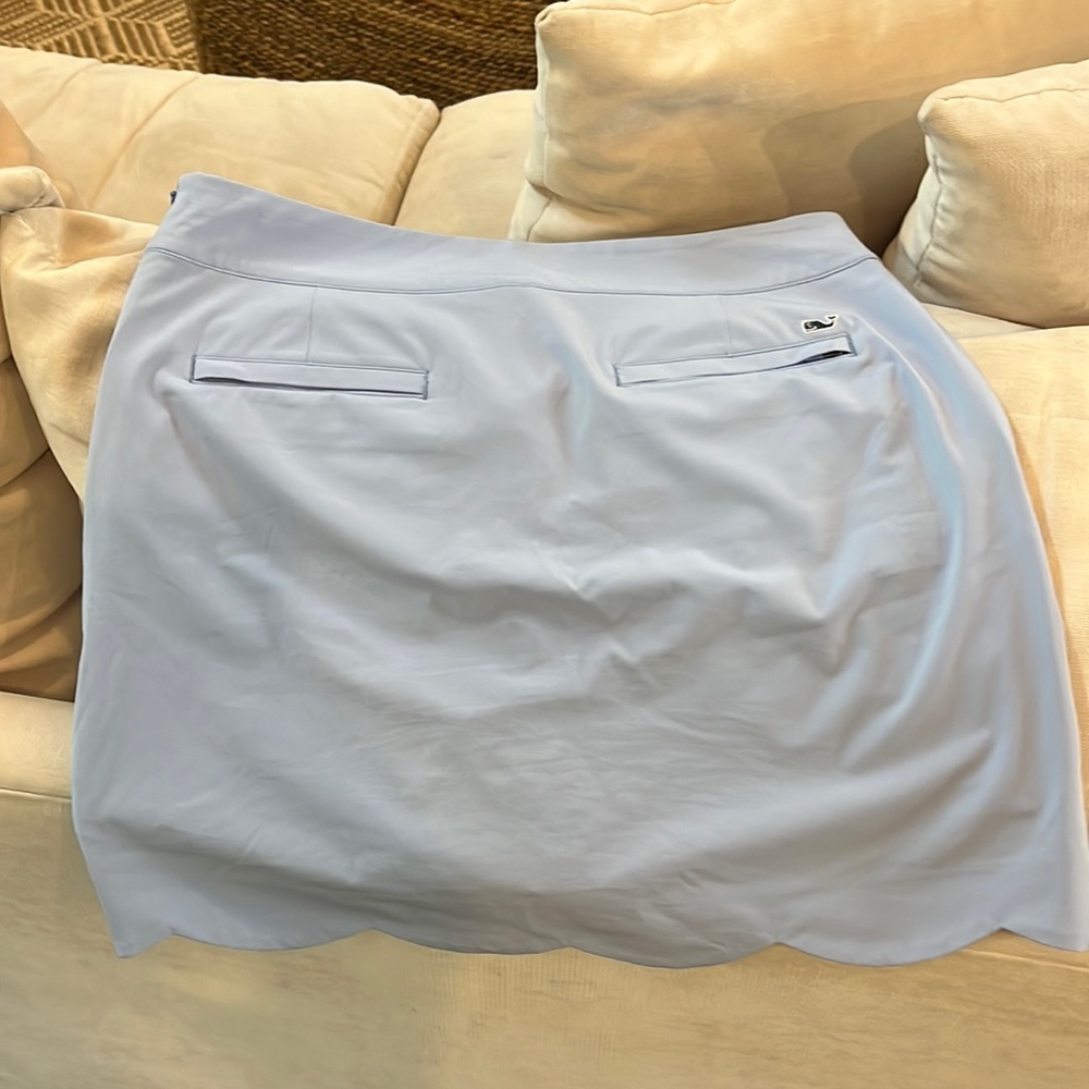 Worn once, Vineyard Vines, woman’s golf skirt, size 8